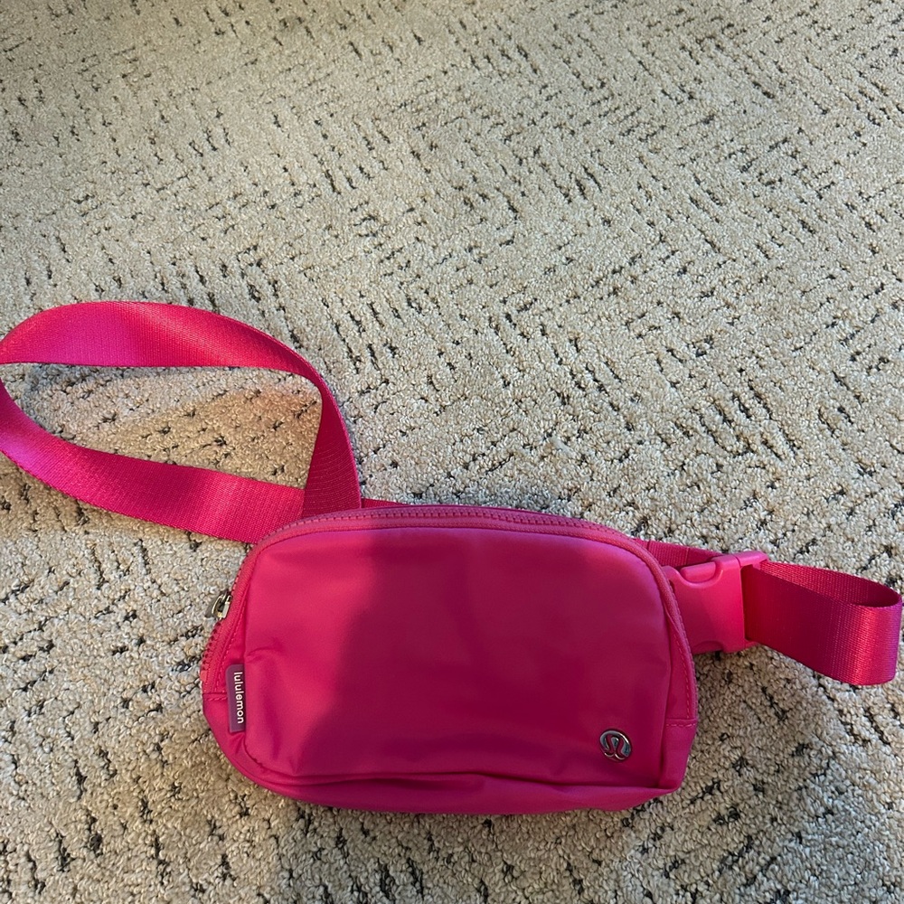 Lululemon Athletica Sonic Pink Crossbody Bag for Everyday Use